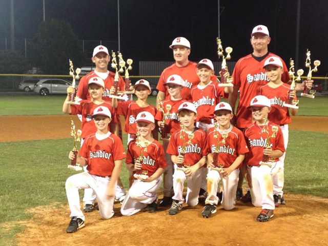 Photo: Congrats to the Sandlot Sluggers 9U select team.  They won the Cy Fair league title last night finishing the league season undefeated with a record of 11-0-1.  In last night's title game, the Sluggers edged Dierker's Champs 7-5 in an exciting clash.  This Spring, including tournaments, the Sluggers record stands at 25-5-1.